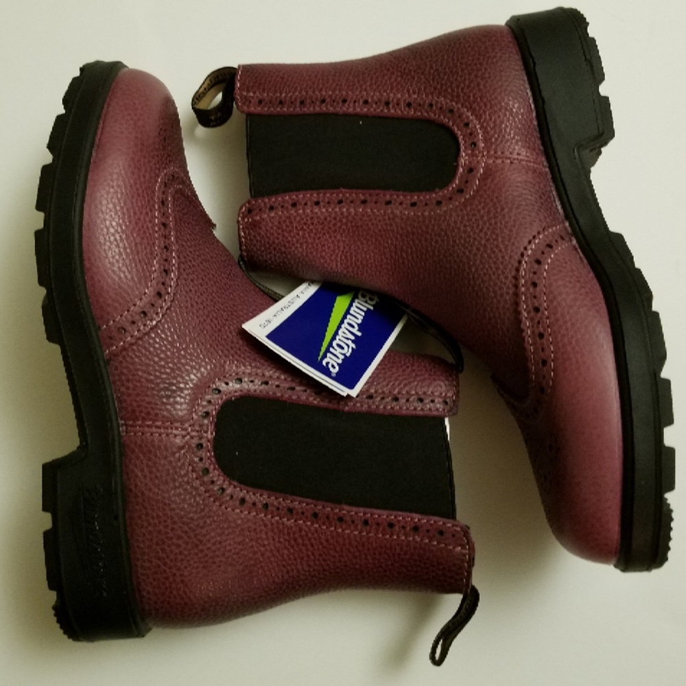 New Blundstone 1383 Brodo Vintage Red Chelsea Boot